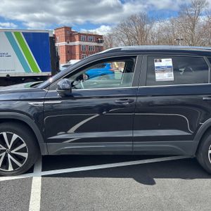 VOLKSWAGEN TAOS SE 4MOTION - 4