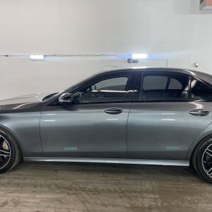 MERCEDES-BENZ E-CLASS - 4