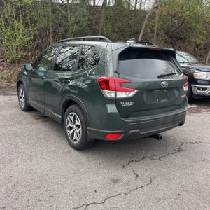 SUBARU FORESTER PREMIUM - 5