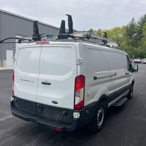 FORD TRANSIT 150 - 8