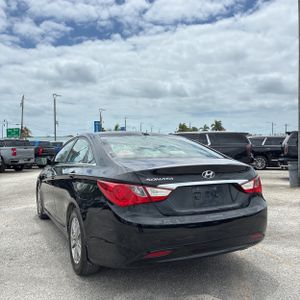 HYUNDAI SONATA GLS - 5