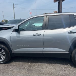 2025 Chevrolet EQUINOX LT 照片 4