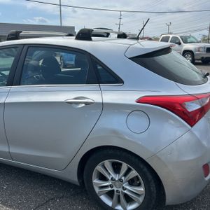 HYUNDAI ELANTRA - 6