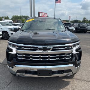 2026 Chevrolet SILVERADO 1500 LTZ thumbnail 14