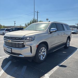 CHEVROLET SUBURBAN PREMIER - 1