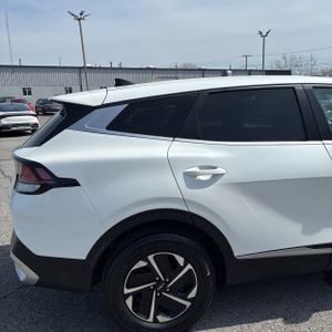 KIA SPORTAGE HYBRID LX - 9