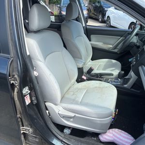 صورة 33 لـ 2014 Subaru FORESTER 2.5I PREMIUM