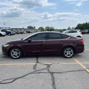 FORD FUSION SE - 3