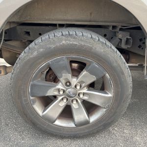 2011 FORD F-150 XLT — миниатюра 19