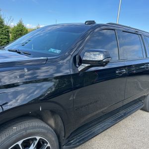 CHEVROLET SUBURBAN - 2