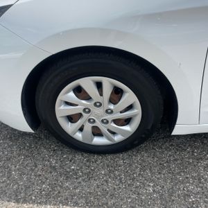 2019 Hyundai ELANTRA SE 缩略图 15