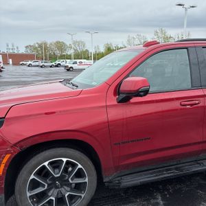 CHEVROLET SUBURBAN RST - 2