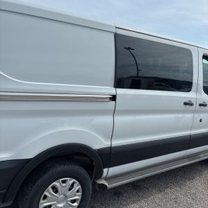 FORD TRANSIT 250 - 9