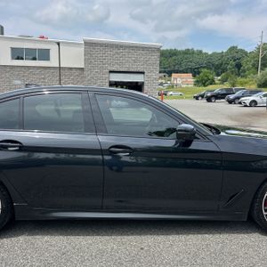 2023 BMW M550 I XDRIVE thumbnail 11