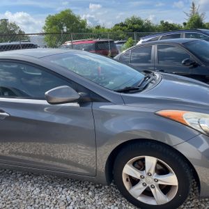 2012 Hyundai ELANTRA GLS 缩略图 13