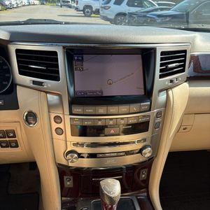 2014 Lexus LX 570 BASE 照片 40