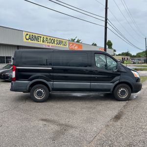 FORD TRANSIT 150 - 10