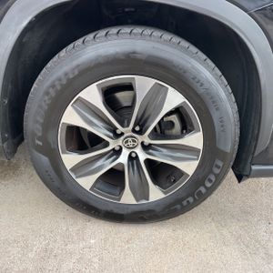2020 Toyota HIGHLANDER XLE — миниатюра 20