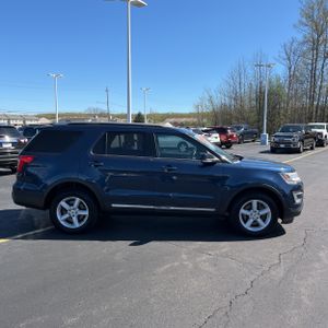 FORD EXPLORER XLT - 4