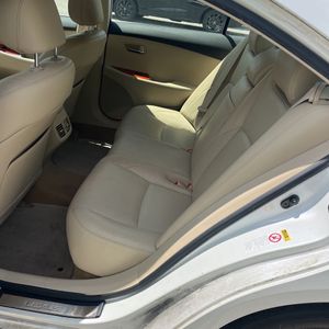 2011 Lexus ES 350 BASE — миниатюра 31