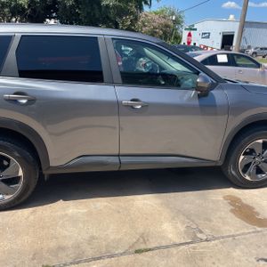 2024 Nissan ROGUE SV 照片 9