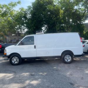 2015 Chevrolet EXPRESS 2500 照片 3