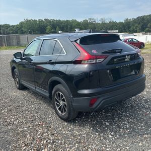 2022 Mitsubishi ECLIPSE CROSS ES photo 5