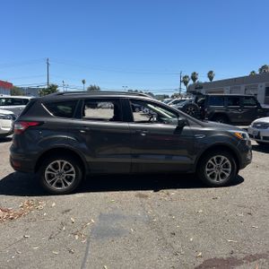 2018 FORD ESCAPE SE — фото 10