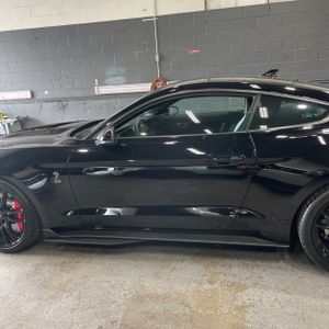 FORD MUSTANG SHELBY GT500 - 4