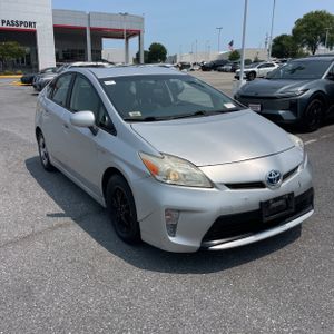 2015 Toyota PRIUS TWO thumbnail 12