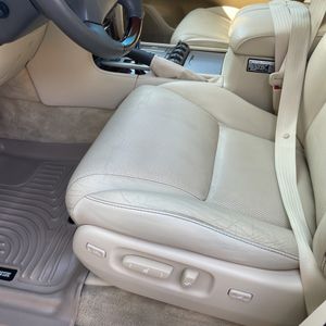 2015 Lexus LX 570 BASE — фото 59