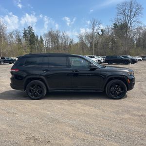 JEEP GRAND CHEROKEE L LIMITED - 10