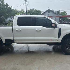 FORD F-350 SUPER DUTY LARIAT - 10