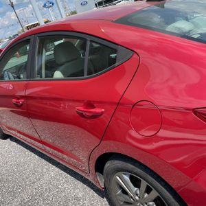 HYUNDAI ELANTRA SE - 6