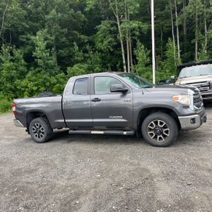 2015 Toyota TUNDRA SR5 照片 10