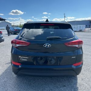 HYUNDAI TUCSON SEL PLUS - 7