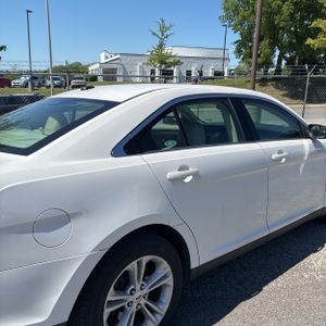 FORD TAURUS SEL - 9