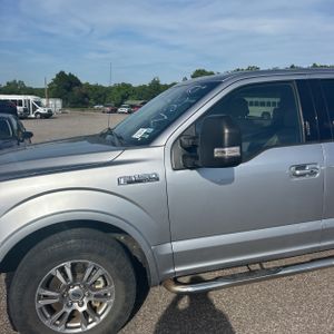 FORD F-150 LARIAT - 2