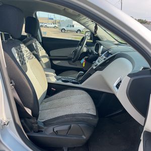 2011 Chevrolet EQUINOX LS 照片 33