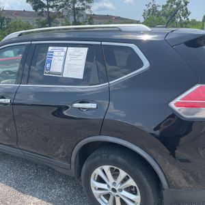 2016 Nissan ROGUE SV — фото 6