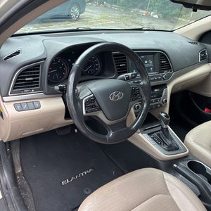صورة مصغرة 36 لـ 2017 Hyundai ELANTRA LIMITED