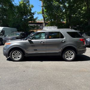FORD EXPLORER XLT - 3