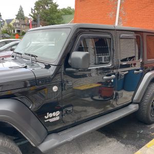 صورة 4 لـ 2021 JEEP WRANGLER UNLIMITED SPORT S
