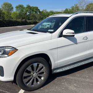 MERCEDES-BENZ GLS - 2