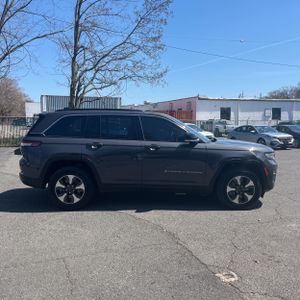 JEEP GRAND CHEROKEE 4XE - 10