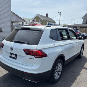 VOLKSWAGEN TIGUAN S 4MOTION - 8
