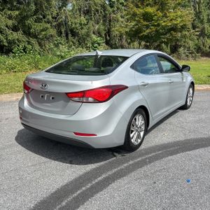2015 Hyundai ELANTRA SE — фото 8