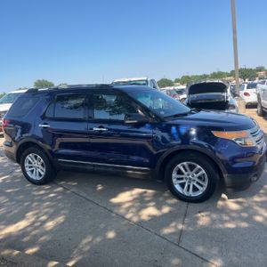 FORD EXPLORER XLT - 10