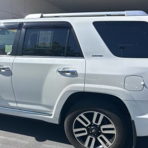 TOYOTA 4RUNNER - 6
