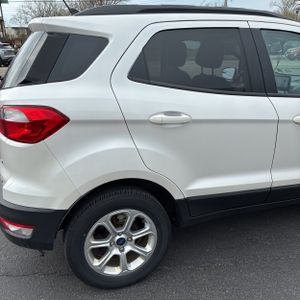FORD ECOSPORT SE - 9